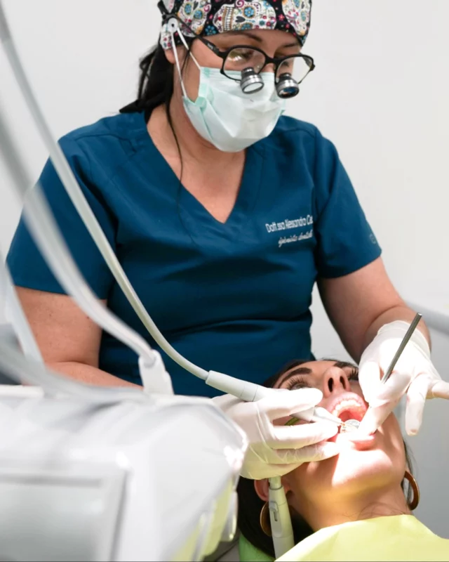 Noi di Dental Hub siamo particolarmente attenti alla prevenzione delle patologie dentali.

Nella stessa seduta di igiene cerchiamo di consigliare al meglio il paziente sulle tecniche più adatte per mantenere la sua bocca in totale salute.

La prevenzione del cavo orale, attraverso una corretta igiene, è una pratica di fondamentale importanza per evitare la formazione di patologie dentarie e gengivali.

Prenota ora la tua consulenza!

📞 06.475.413.04 - 379.24.28.502
📧 info@dentalhubitalia.it
💻 dentalhubitalia.it
 
📍Via Lari 55 - Roma, Magliana
📍Piazza Poggio Moiano 2 - Rieti

#dentalhub #dentalhubitalia #dentalhubroma